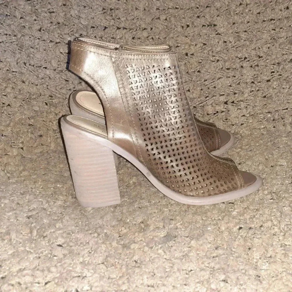 KELSI DAGGER BROOKLYN-Mason Brown Leather Perforated Block Heel Sandal Sz 6.5-NM - Picture 5 of 8